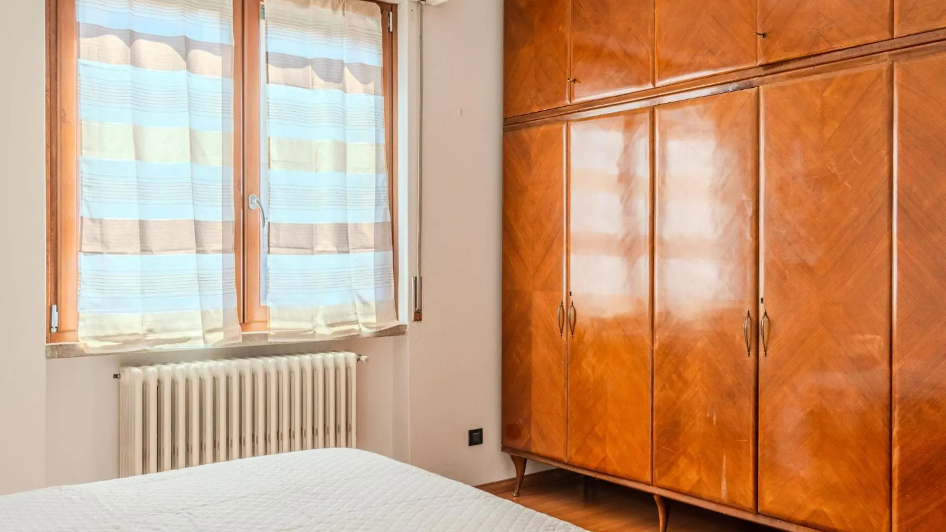 Apartment Iris By Interhome Dervio